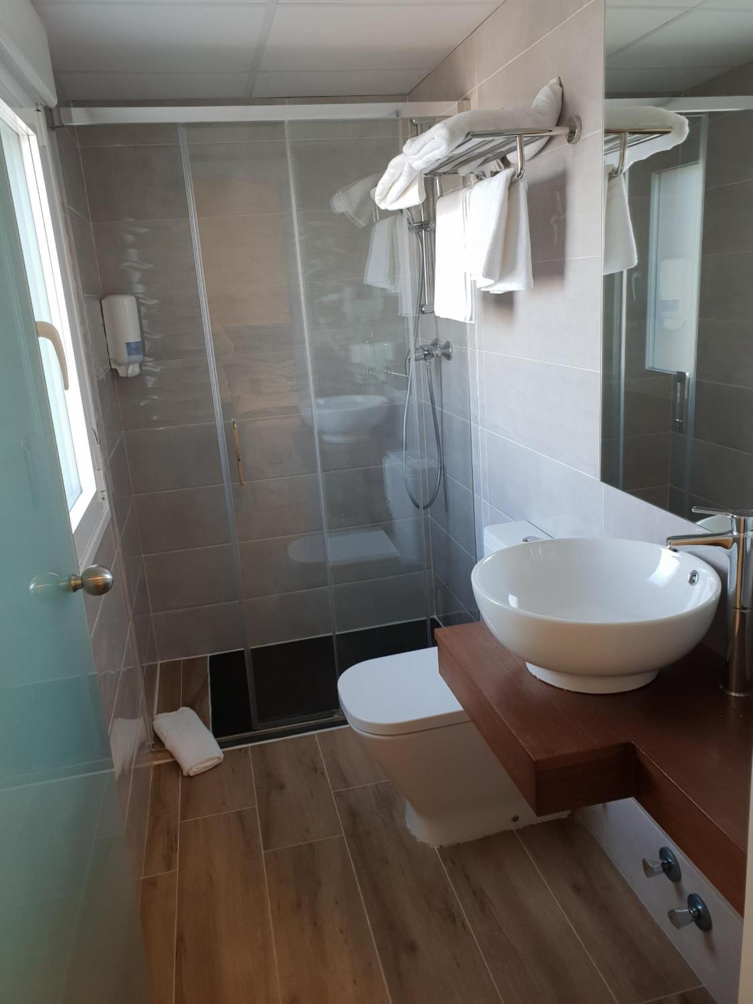 Hostal Cabanas Carboneras de Guadazaón Екстериор снимка